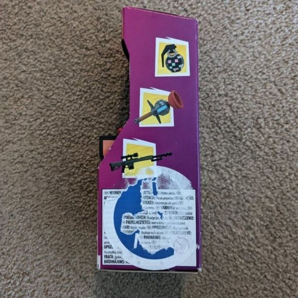 Fortnite Card Game Unopened Damaged Dog - Picture 6 of 8